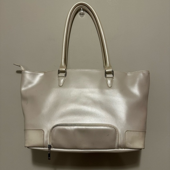 Buffbunny Collection Game Changer Tote Bag - Picture 2 of 16